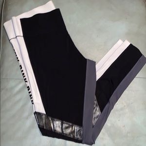 Victoria’s Secret Pink Leggings